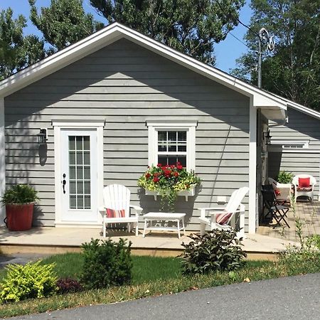 Mahone Bay Hide-Away Διαμέρισμα Εξωτερικό φωτογραφία